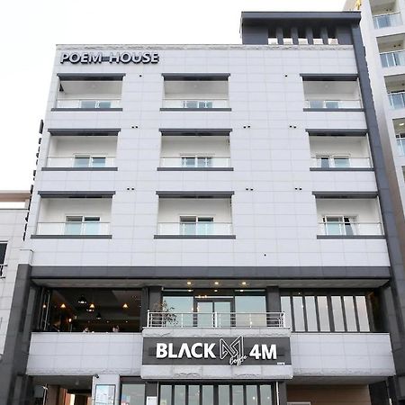 Aparthotel Poem House Jeju Esterno foto