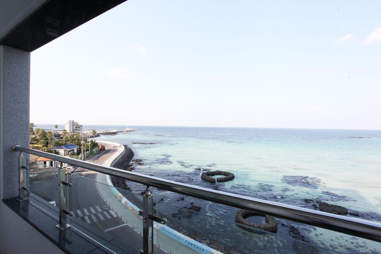 Aparthotel Poem House Jeju Esterno foto